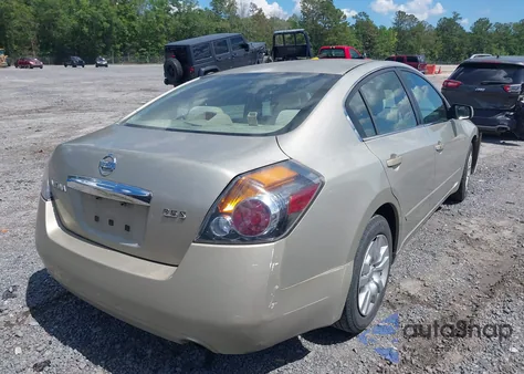 2010 Nissan Altima 2.5 S z USA, uszkodzony, nr VIN 1N4AL2AP4AN453535